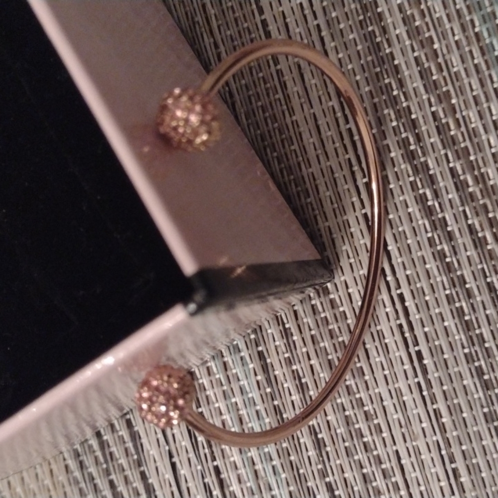 Rose Gold Pink Rhinestones Bangle - Picture 3 of 5